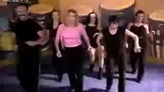 欧美人跳热舞的视频