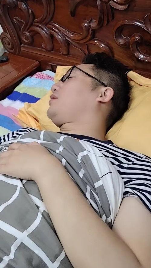 欧美搞笑视频二胎,二胎来袭，笑料百出！